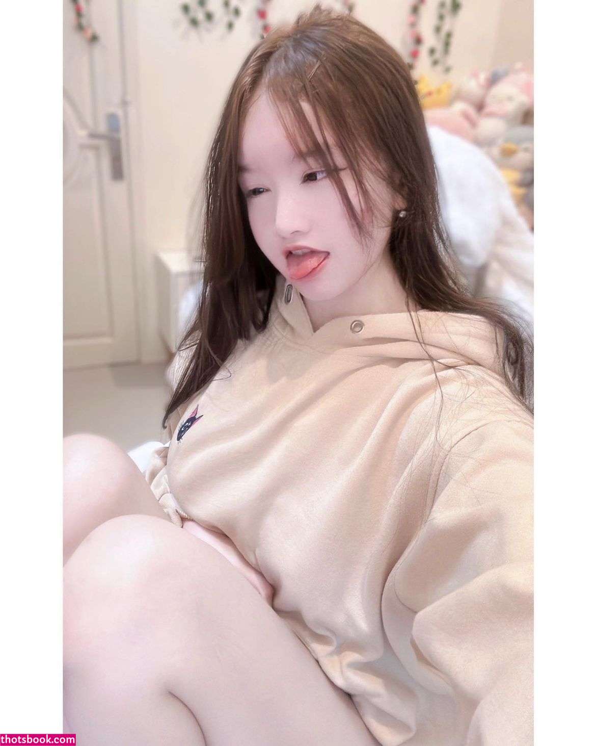 Arachuu Nude Photos #5 477760