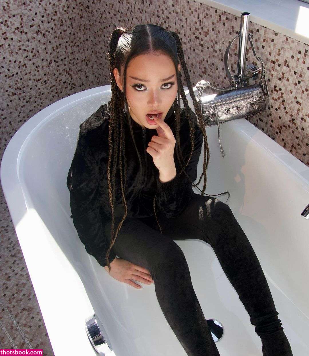 Bella Poarch Nude Photos #11 529082