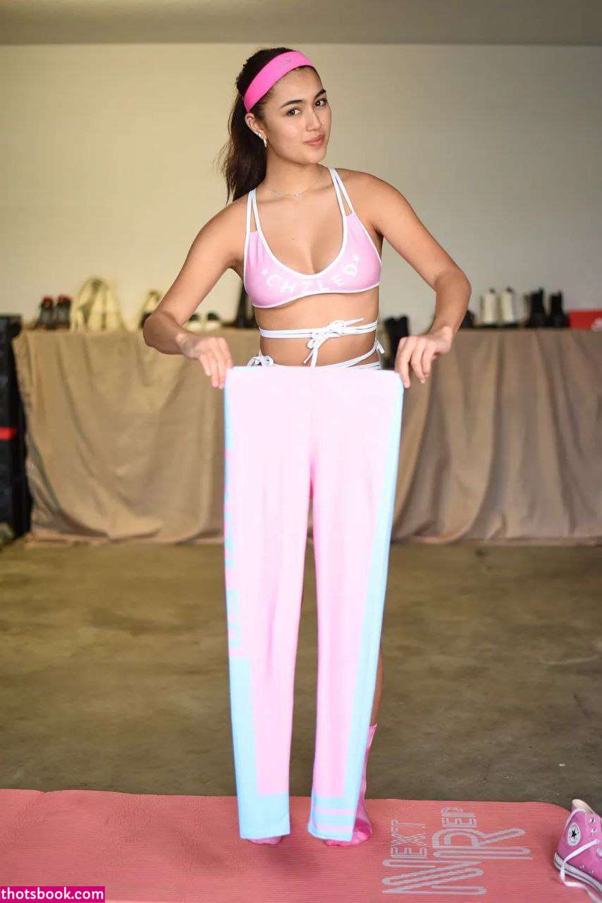 Kylin Milan Nude OnlyFans Photos #3 529752