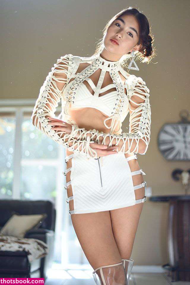 Kylin Milan Nude OnlyFans Photos #5 529773