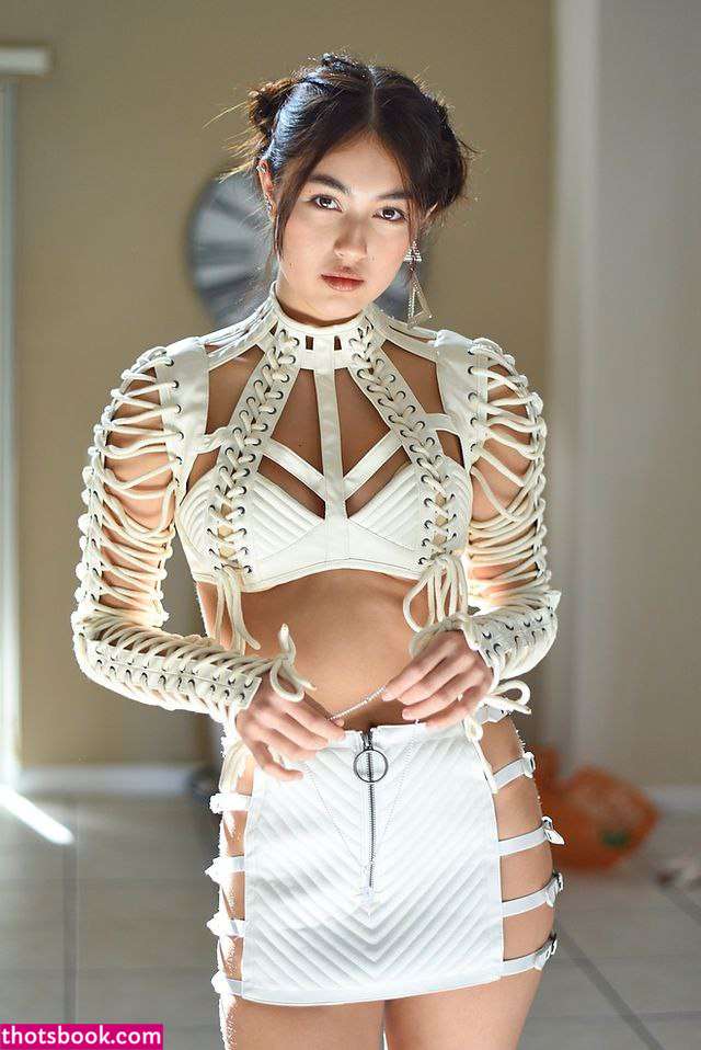 Kylin Milan Nude OnlyFans Photos #5 529776