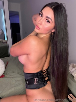 Caryn Beaumont Nude OnlyFans Photos #7