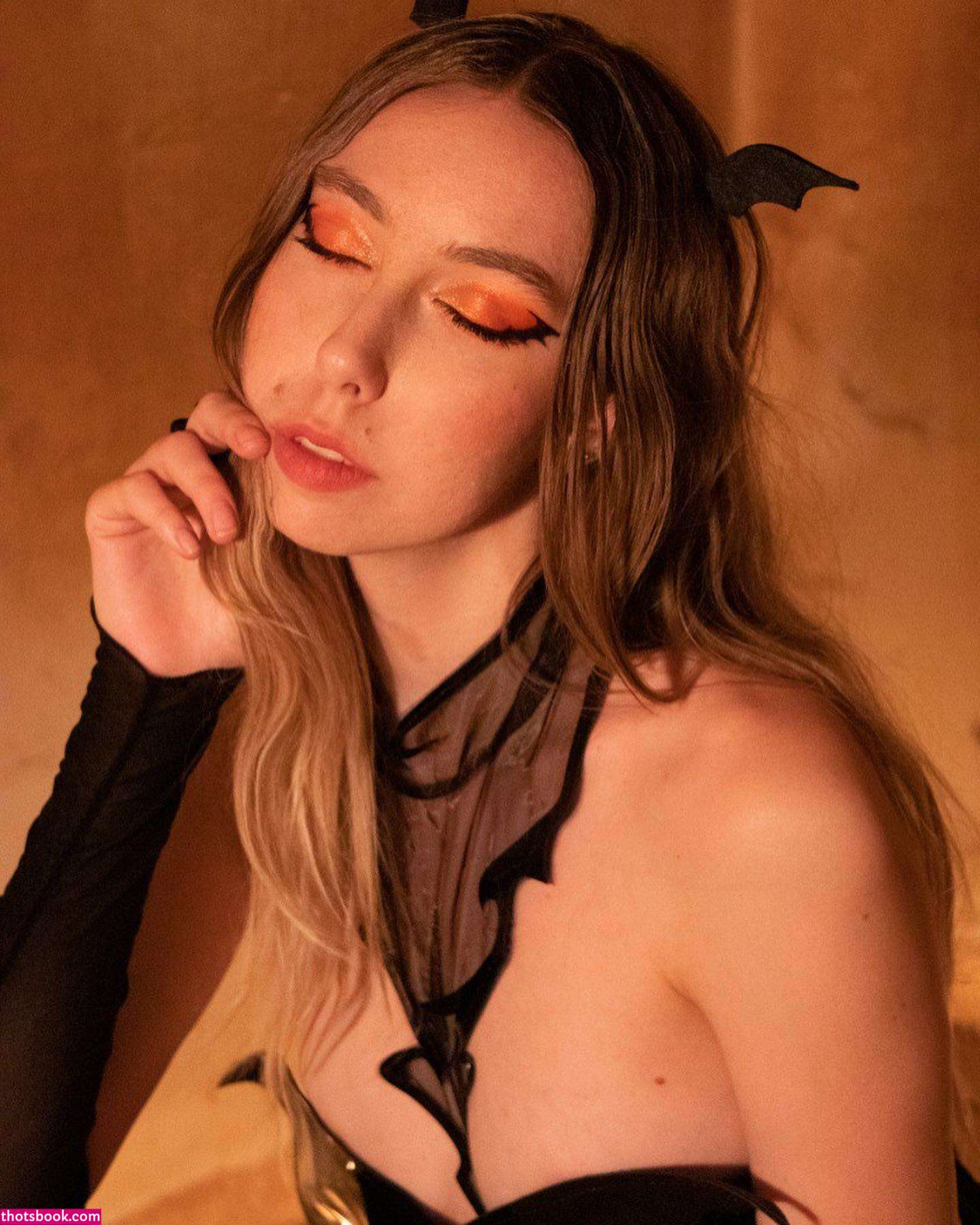 Ella Mooncake Nude OnlyFans Photos #5 503906