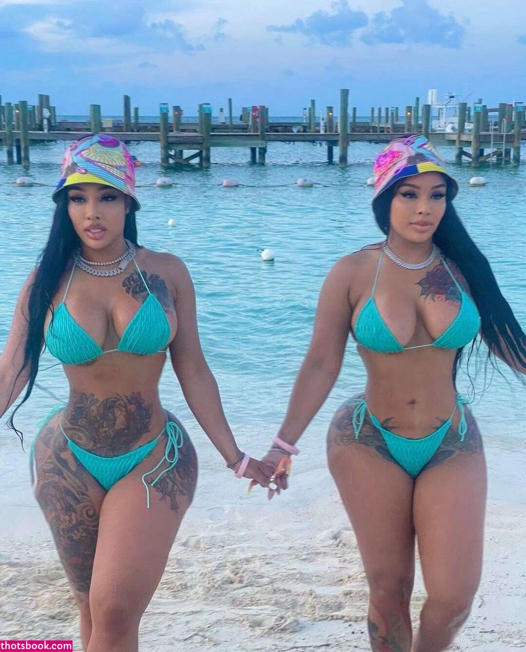 Double Dose Twins Nude OnlyFans Photos #8 485626
