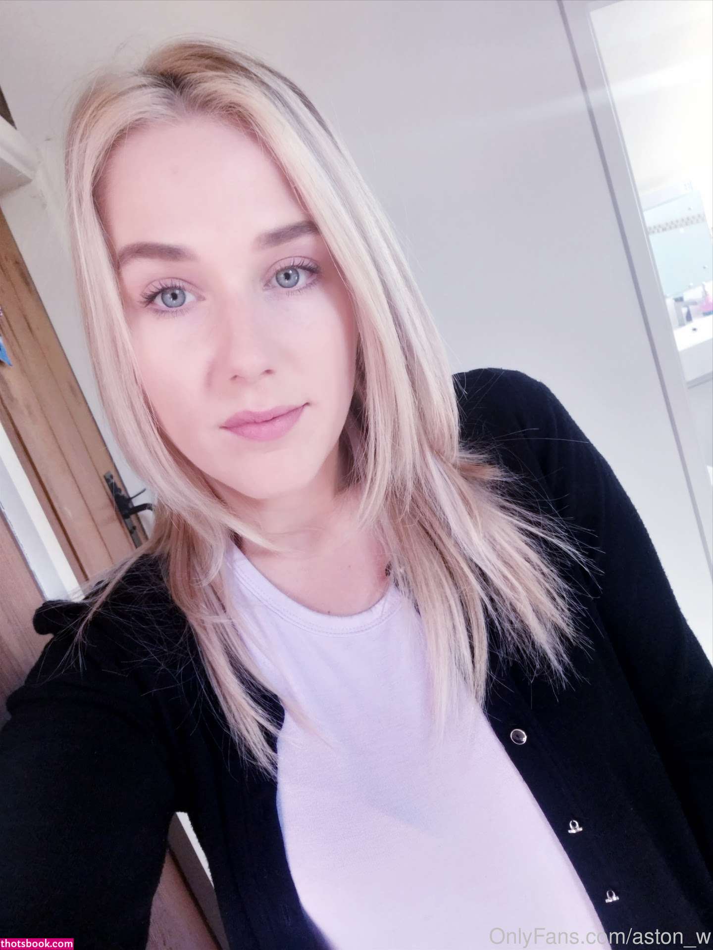 Ashley Ashton Aston Wilde Nude OnlyFans Photos #2 536221