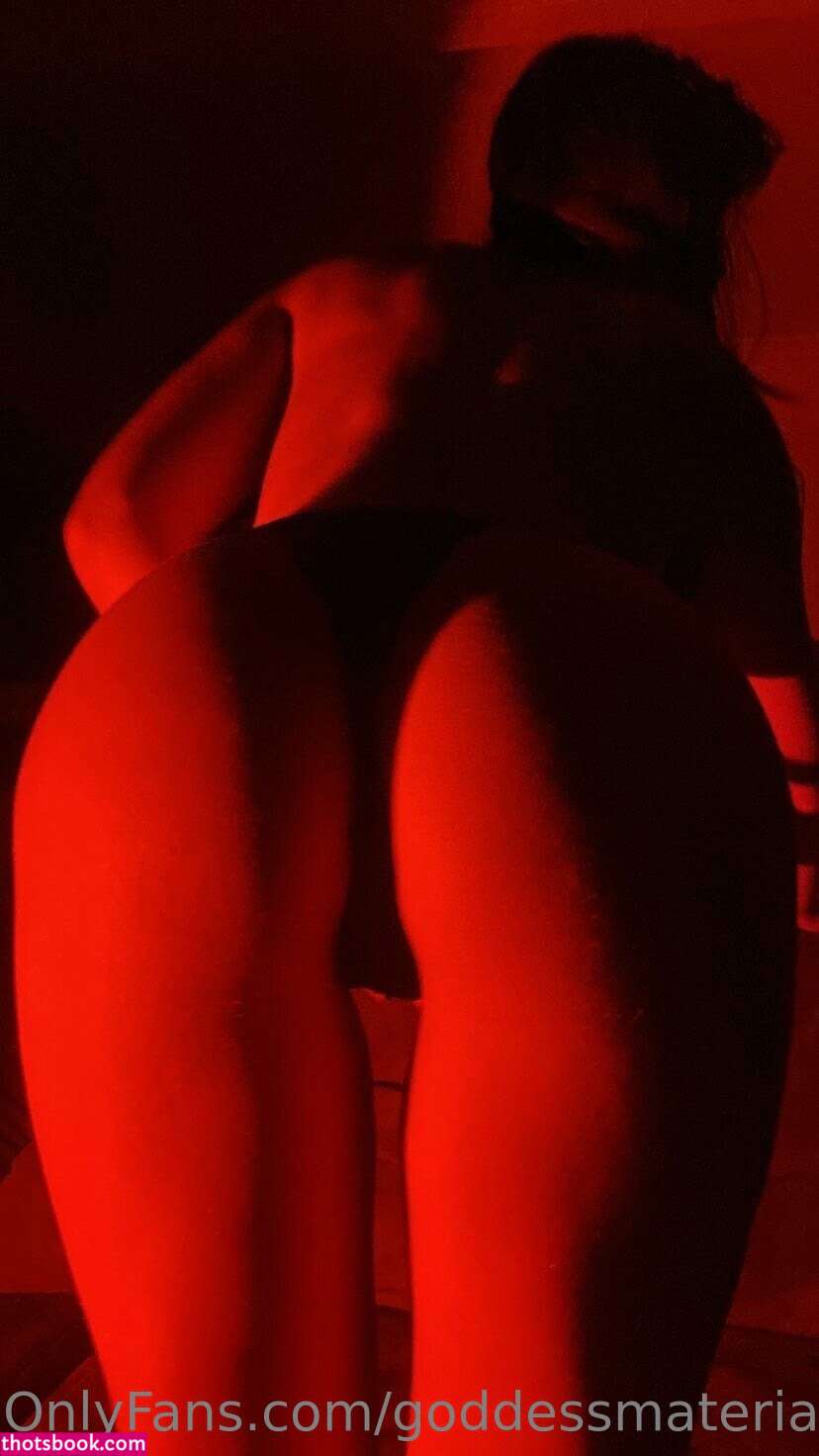 Shundi goddessmaterial1 NaughtyNadia Nude Leaks OnlyFans Photos #1 1342036