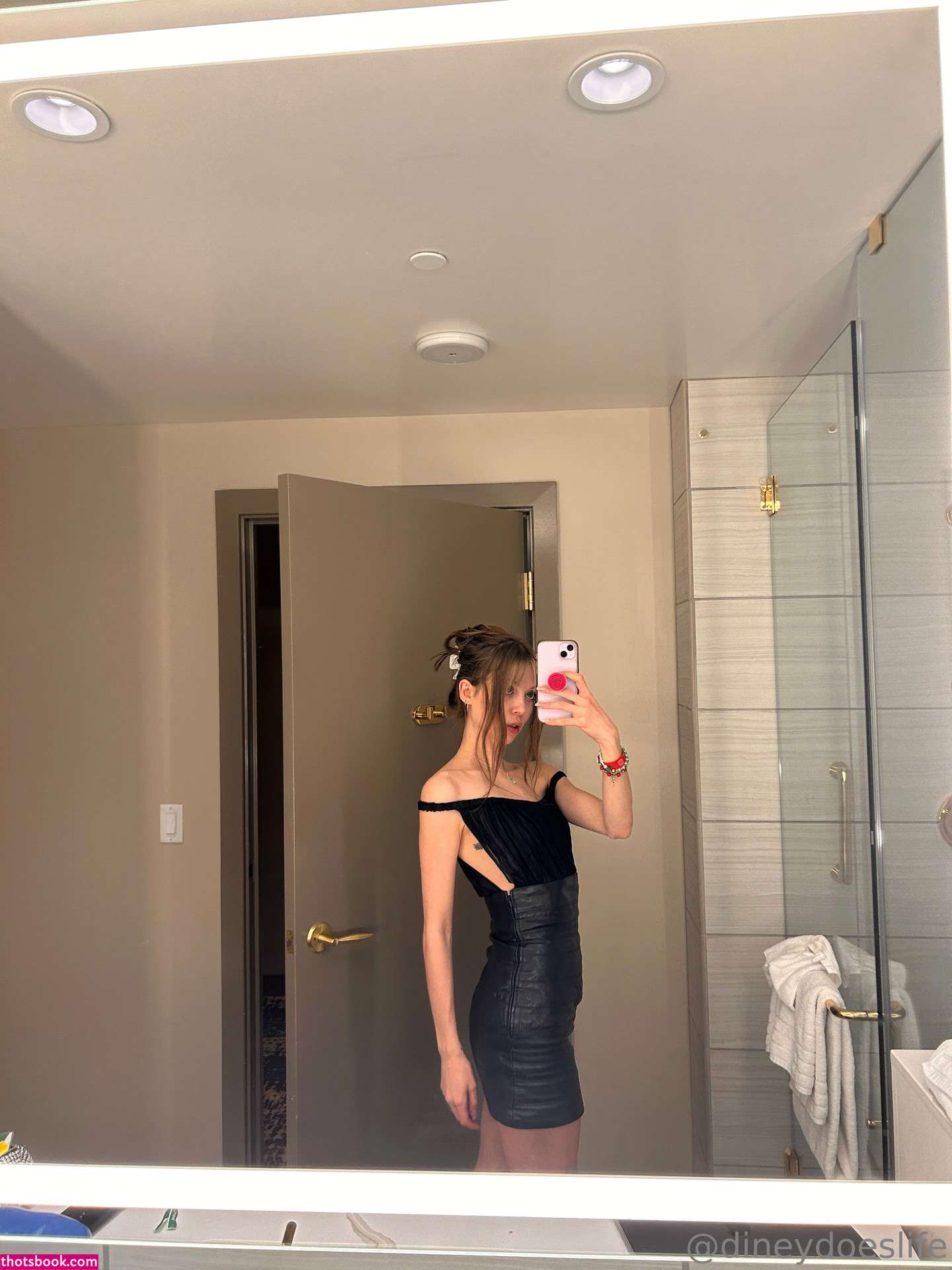 Dineyland Nude Leaks OnlyFans Photos #2 1386699