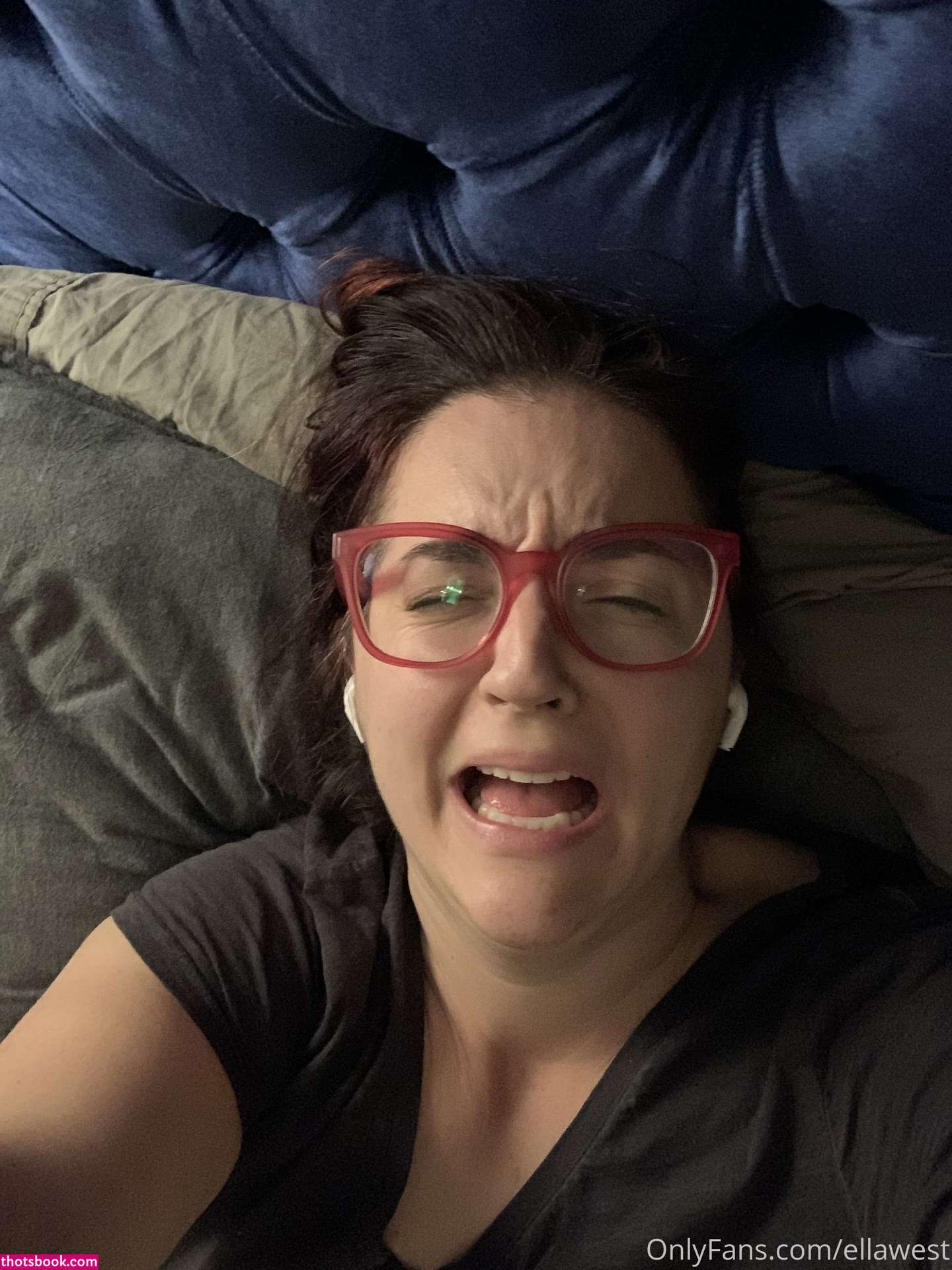 Ella West ellawestxxx Hairy Busty Ella Nude Leaks OnlyFans Photos #2 1399654