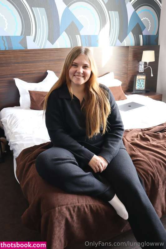 lunaauraaa lunaglowww LunaGlow Nude Leaks OnlyFans Photos #7 1400520