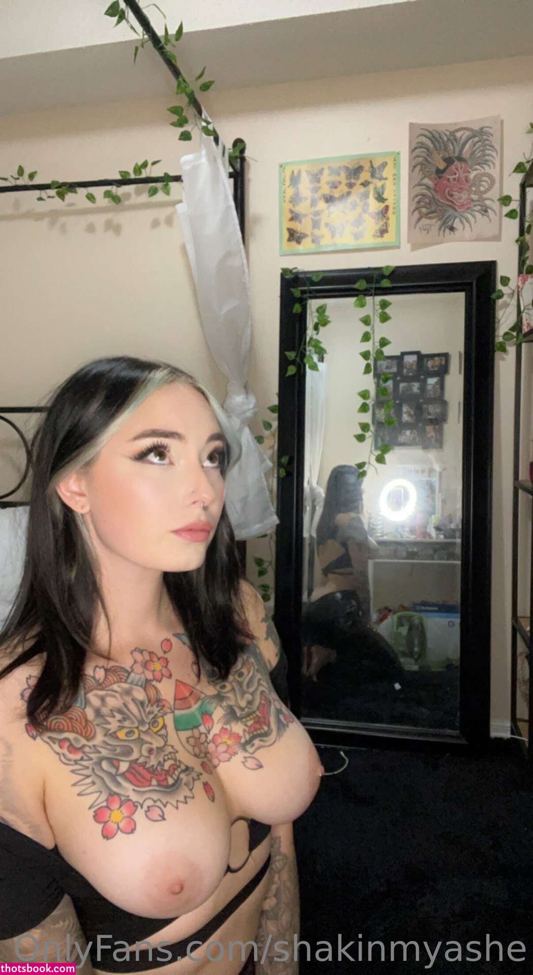 hotdogflavouredwaterr shakinmyashe Nude Leaks OnlyFans Photos #9 1361030