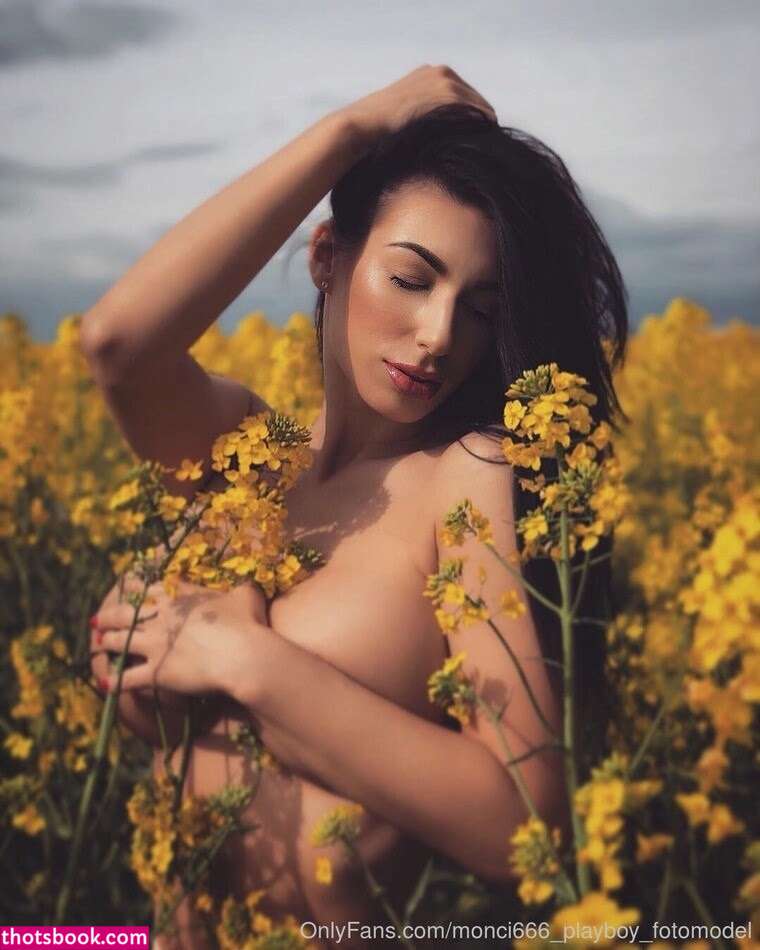 Mona Koma Nude Leaks OnlyFans Photos #5 1397568