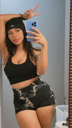 Ahquamarine Nude Leaks OnlyFans Photos #8