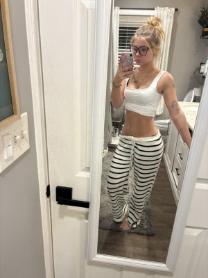 Marie Lyn marielyn69 marieelynnnnn Nude Leaks OnlyFans Photos #4