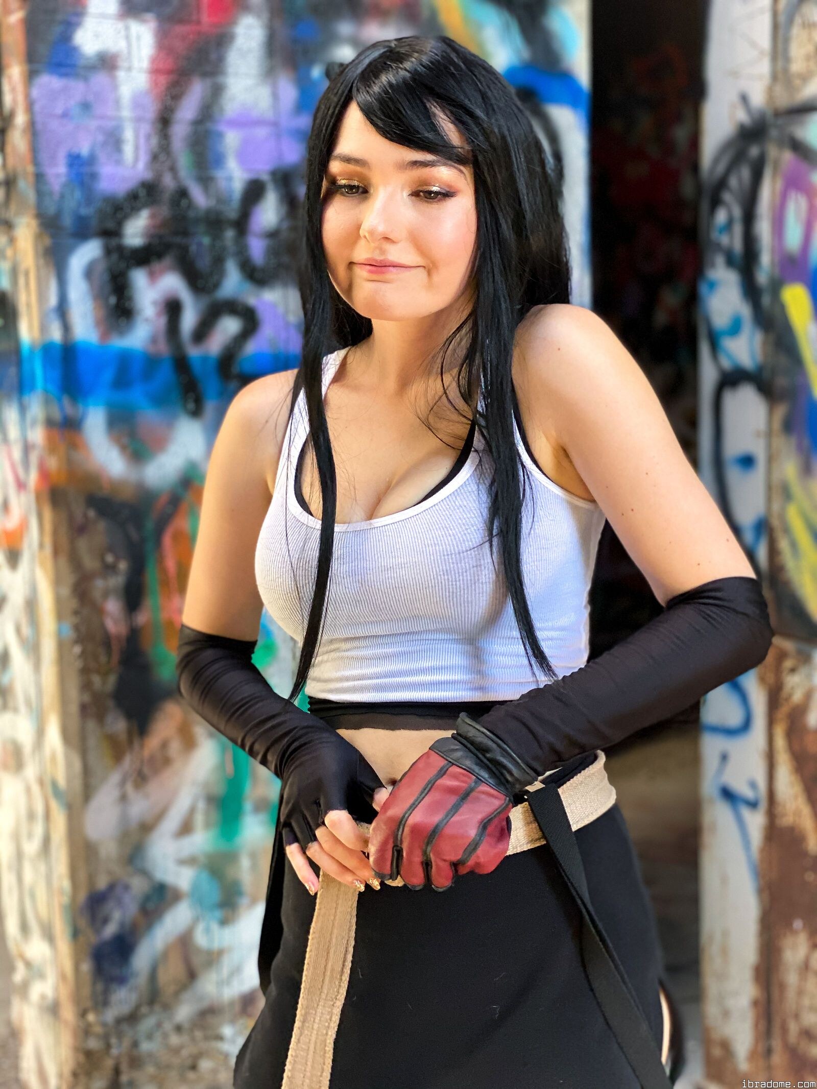 OMGCosplay Tifa 50951