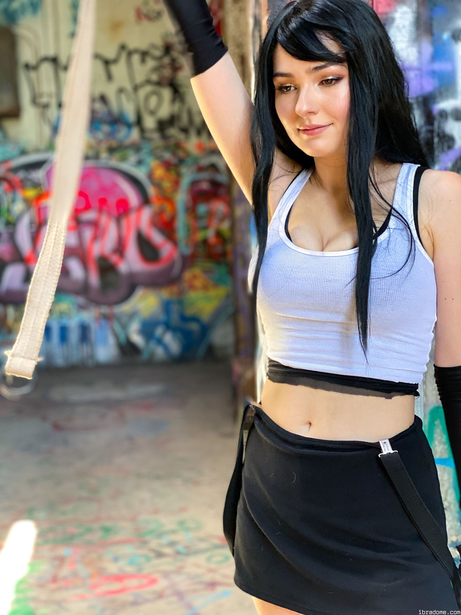 OMGCosplay Tifa 51010