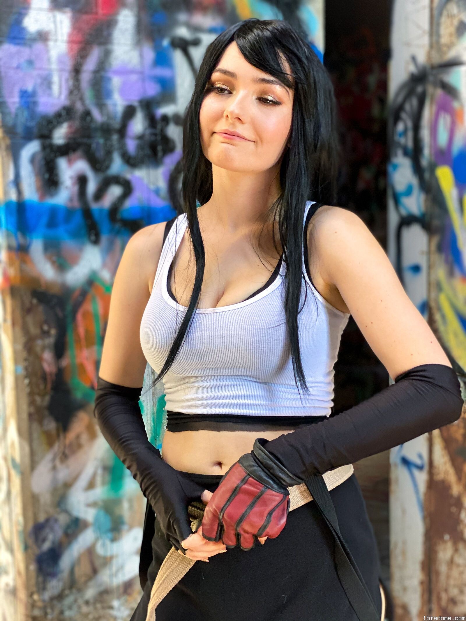 OMGCosplay Tifa 51014