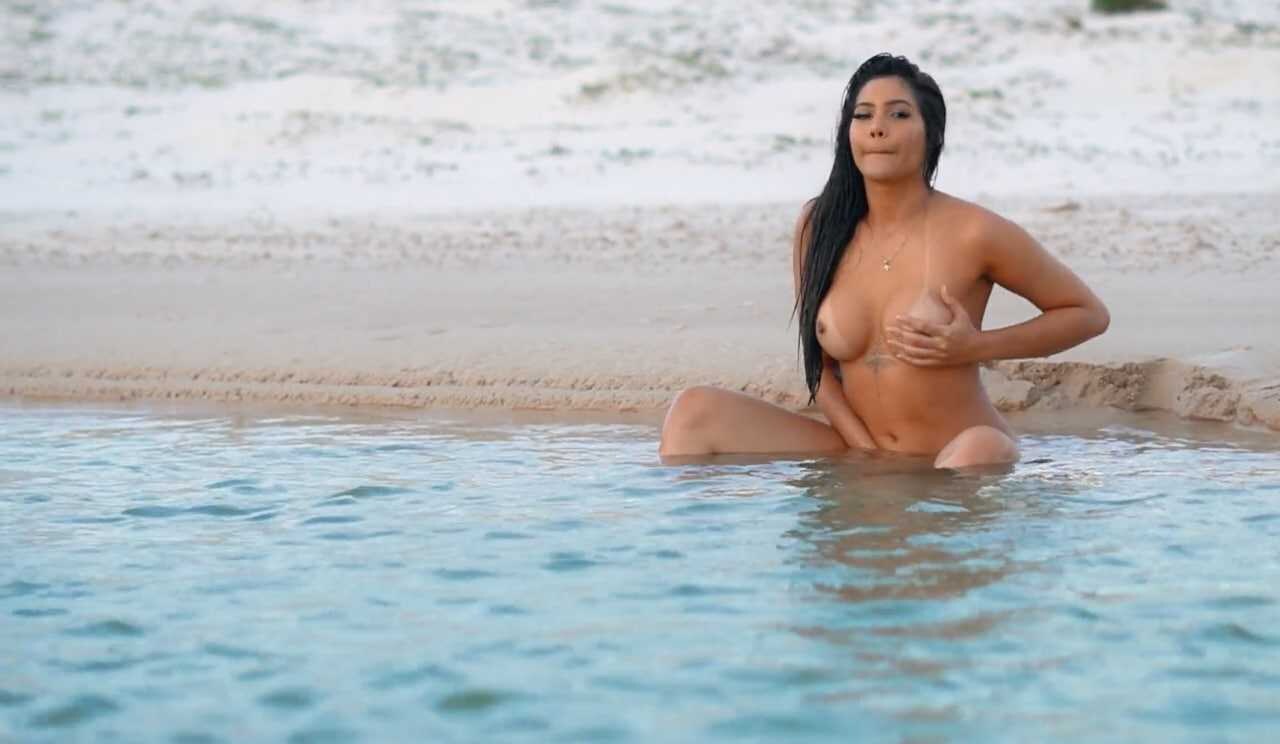 Ayarla Souza Nude Leaked Photos 95018