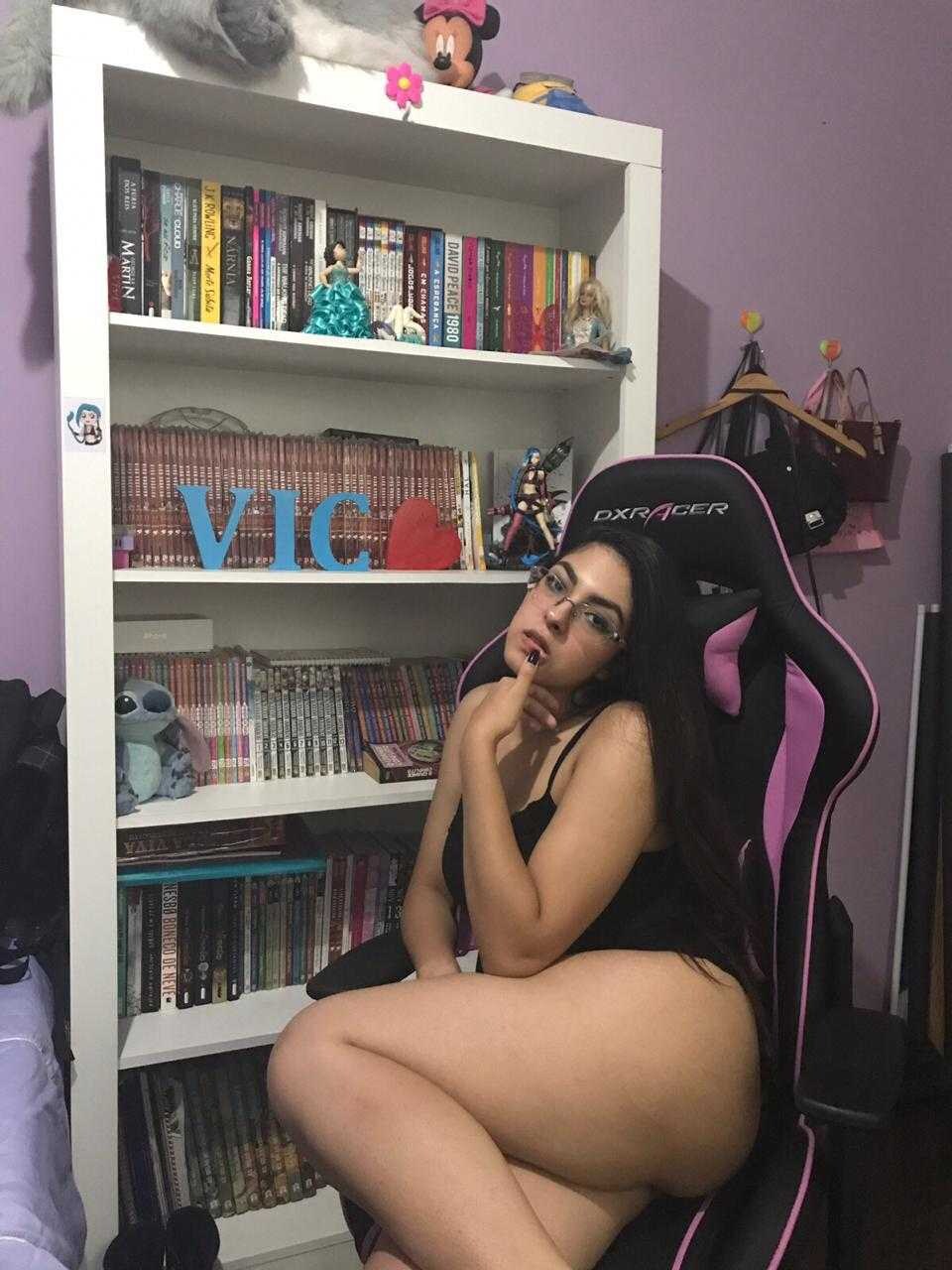 Vickye Nude Leaked Photos 92711