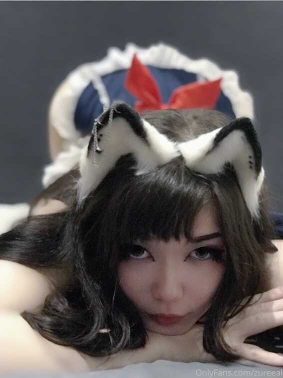 Zureeal Onlyfans Leaked Photos 97205