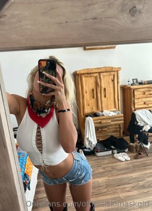 Briana Armbruster OnlyFans Photos #1