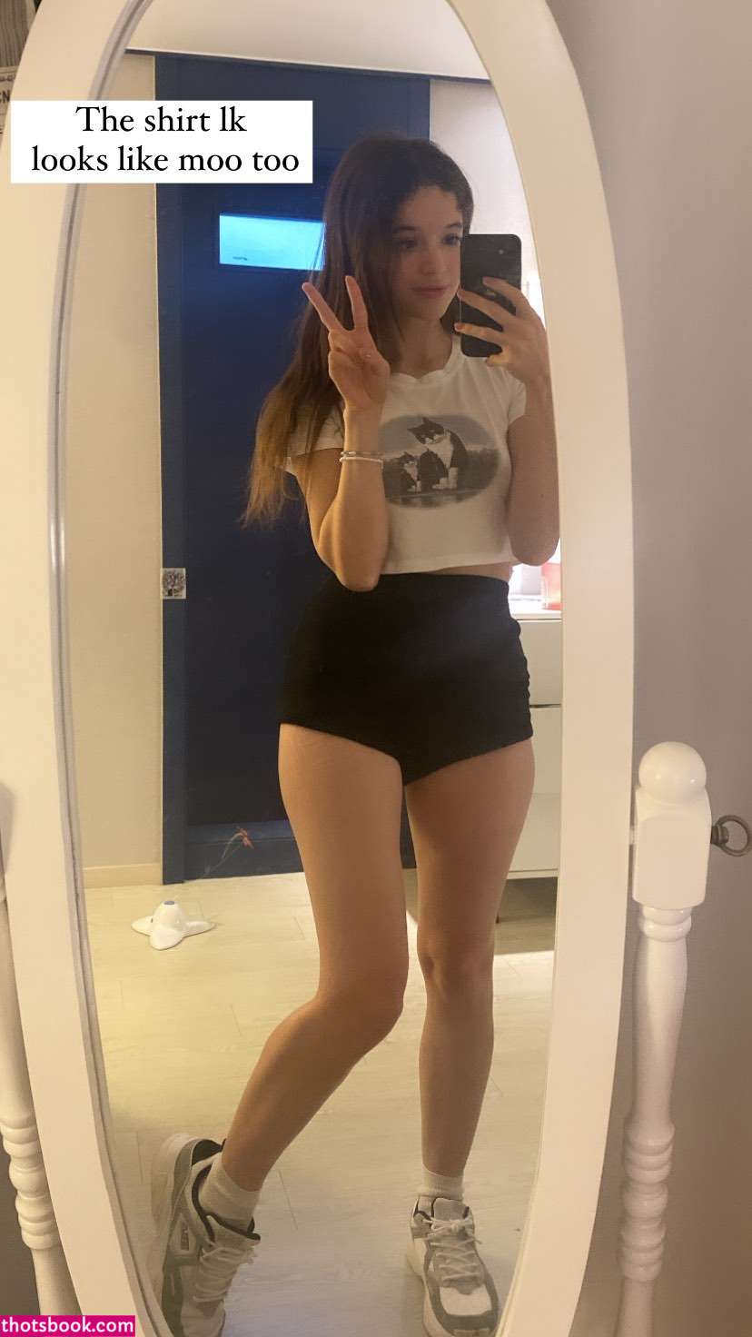 ABitRebecca  ALittleRebecca Photos #2 237969