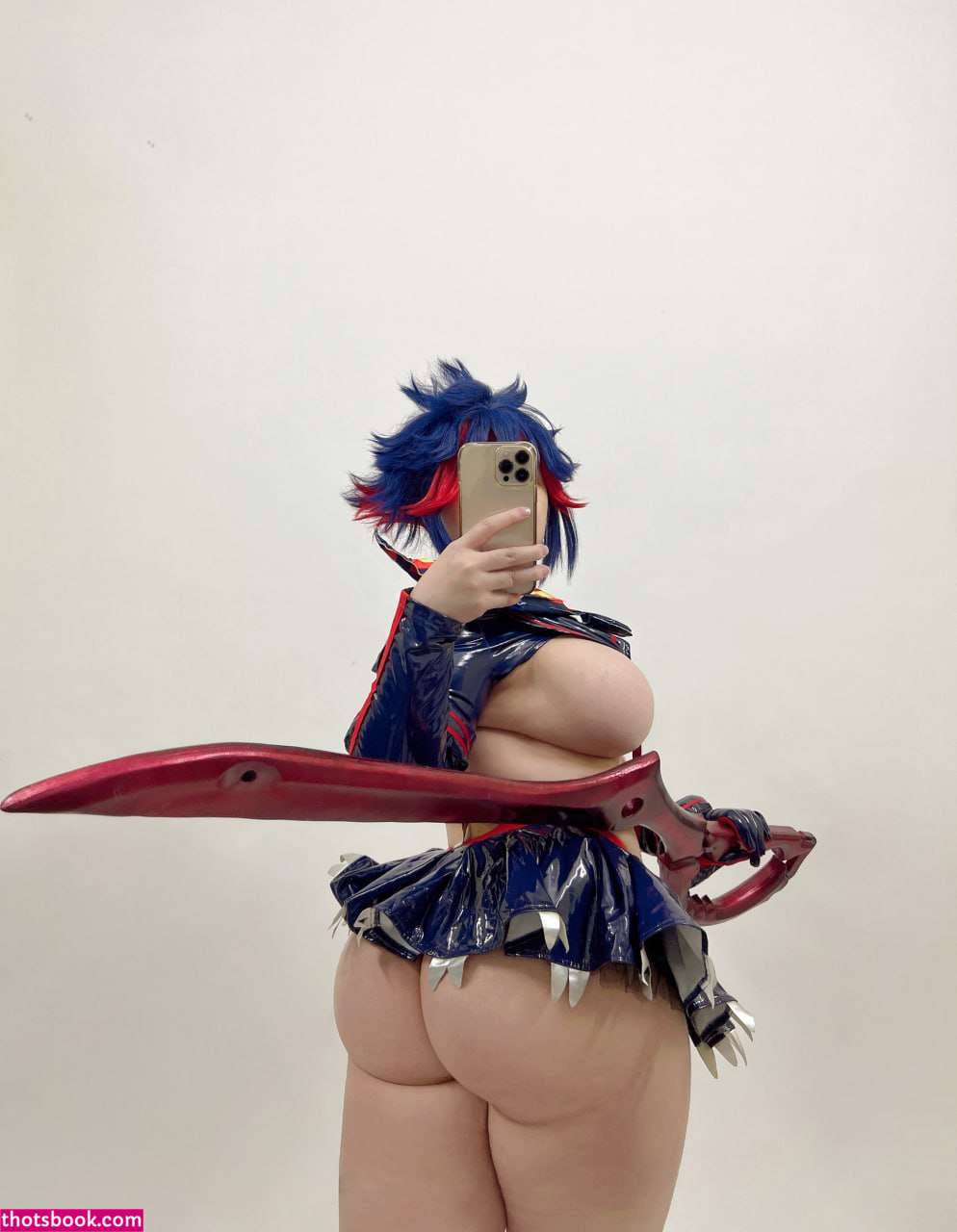 UyUy Photos #8 235818