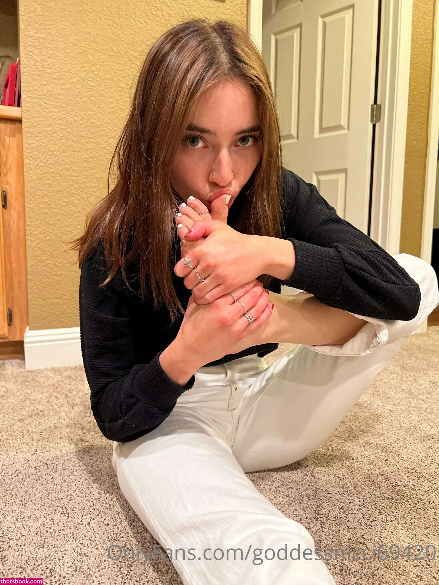 Goddess Nicci GoddessNicci69420 Nude OnlyFans Photos #3 934554