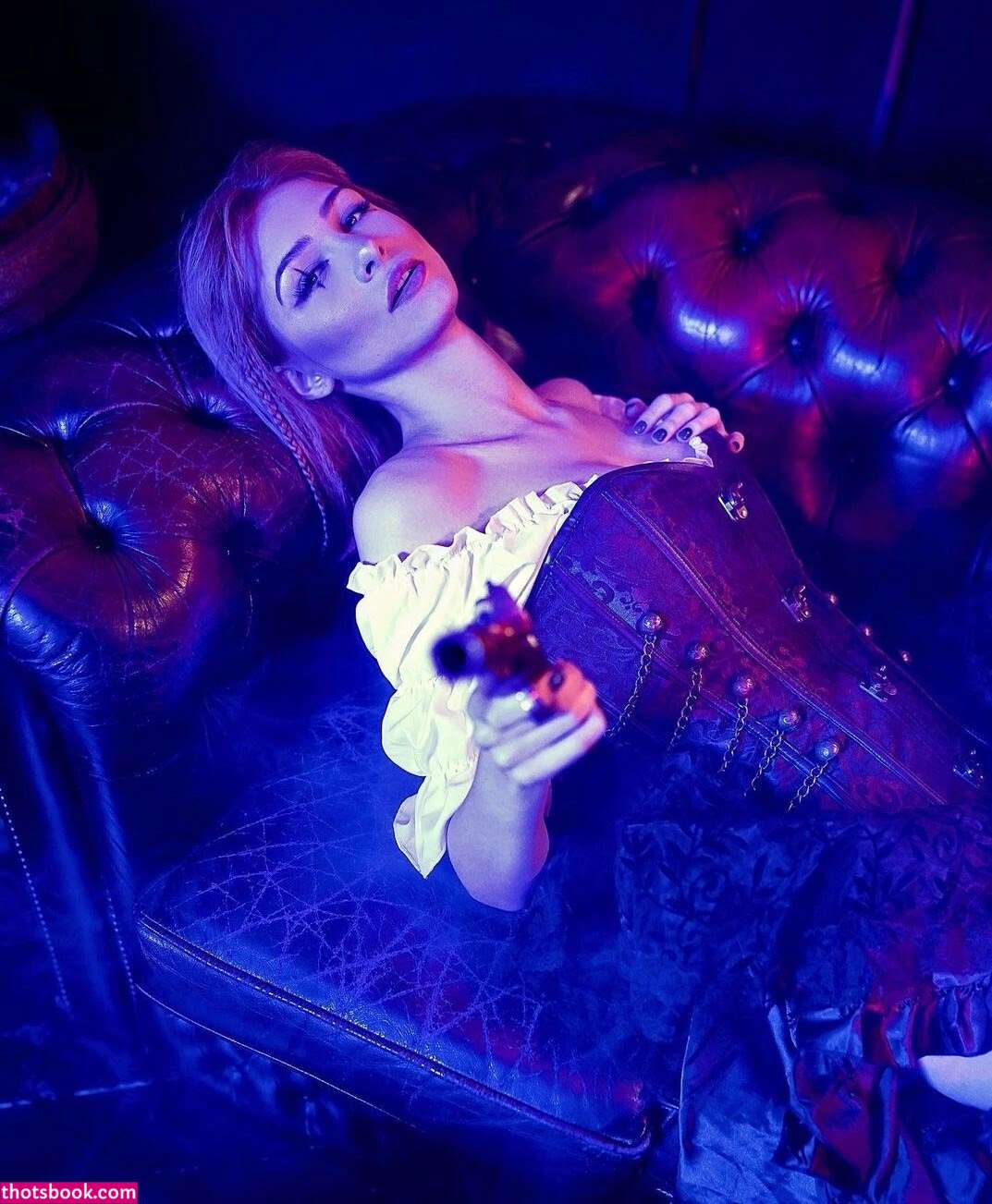 Linaroeschr Linaaesthetics favgermangirl girlwbluetatts Nude OnlyFans Photos #3 909892