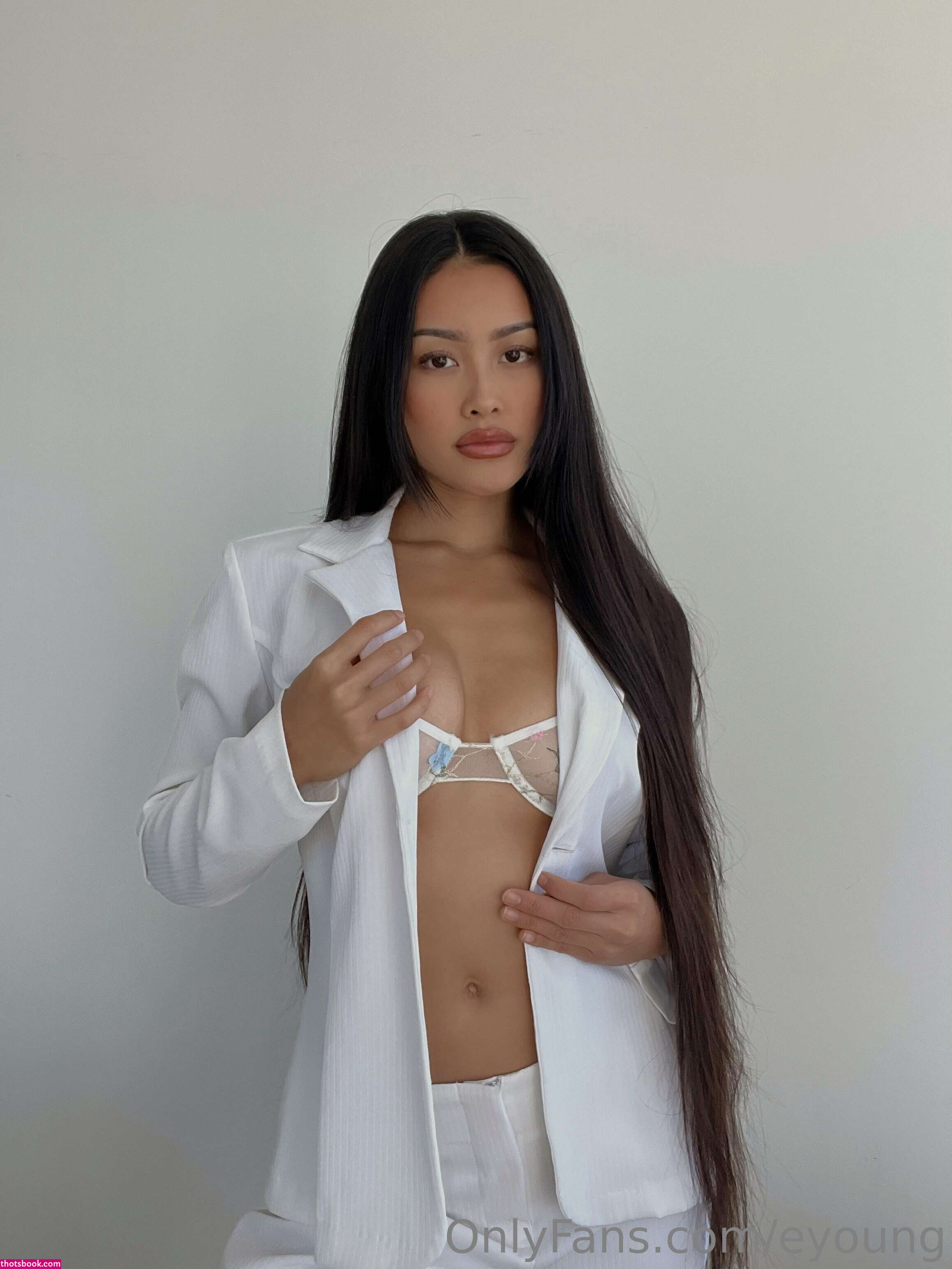 eyoung Nude OnlyFans Photos #12 924117