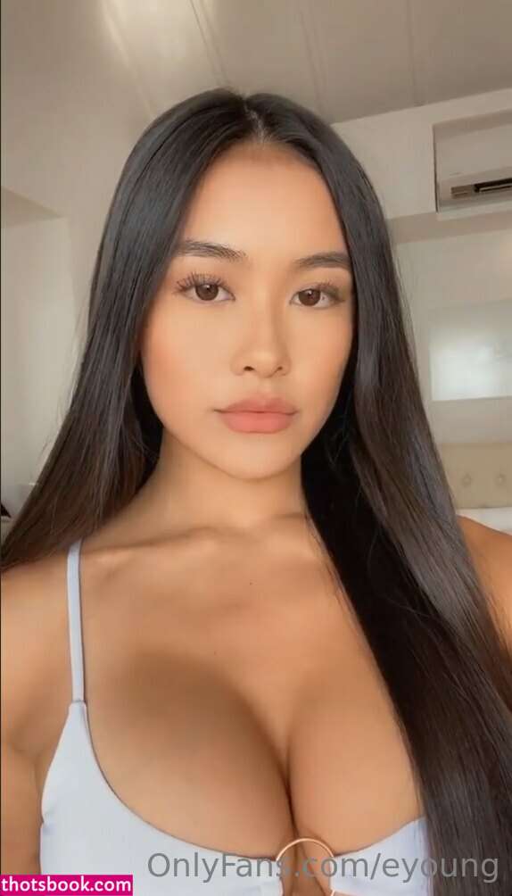 eyoung Nude OnlyFans Photos #6 923101