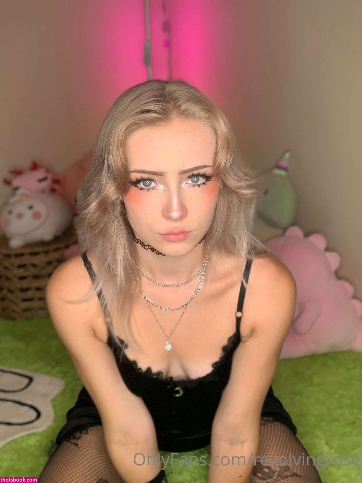 Revolvingrose Nude OnlyFans Photos #3 952922