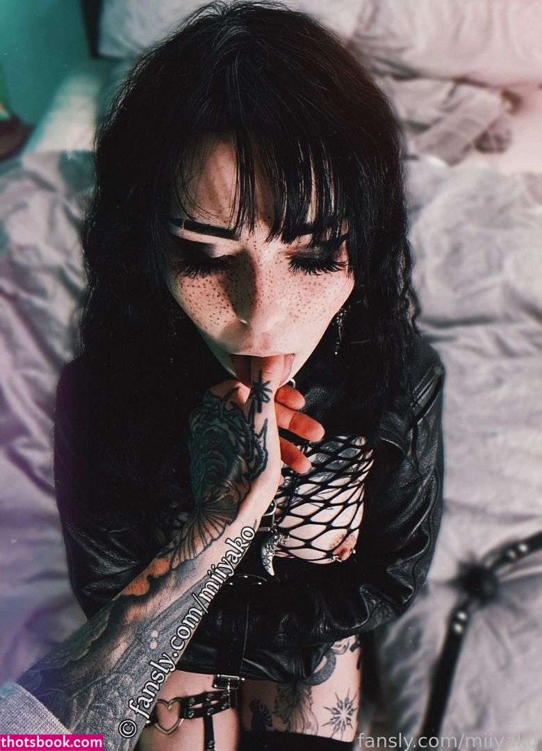 miiyako Nude OnlyFans Photos #13 917811