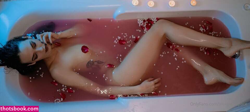 Vikioutofspace Nude OnlyFans Photos #9 929363