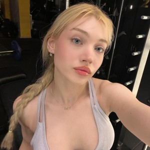 Duygu German Nude Leaks OnlyFans Photos #11