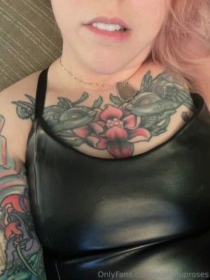 PushingUpRoses Nude Leaks OnlyFans Photos #3