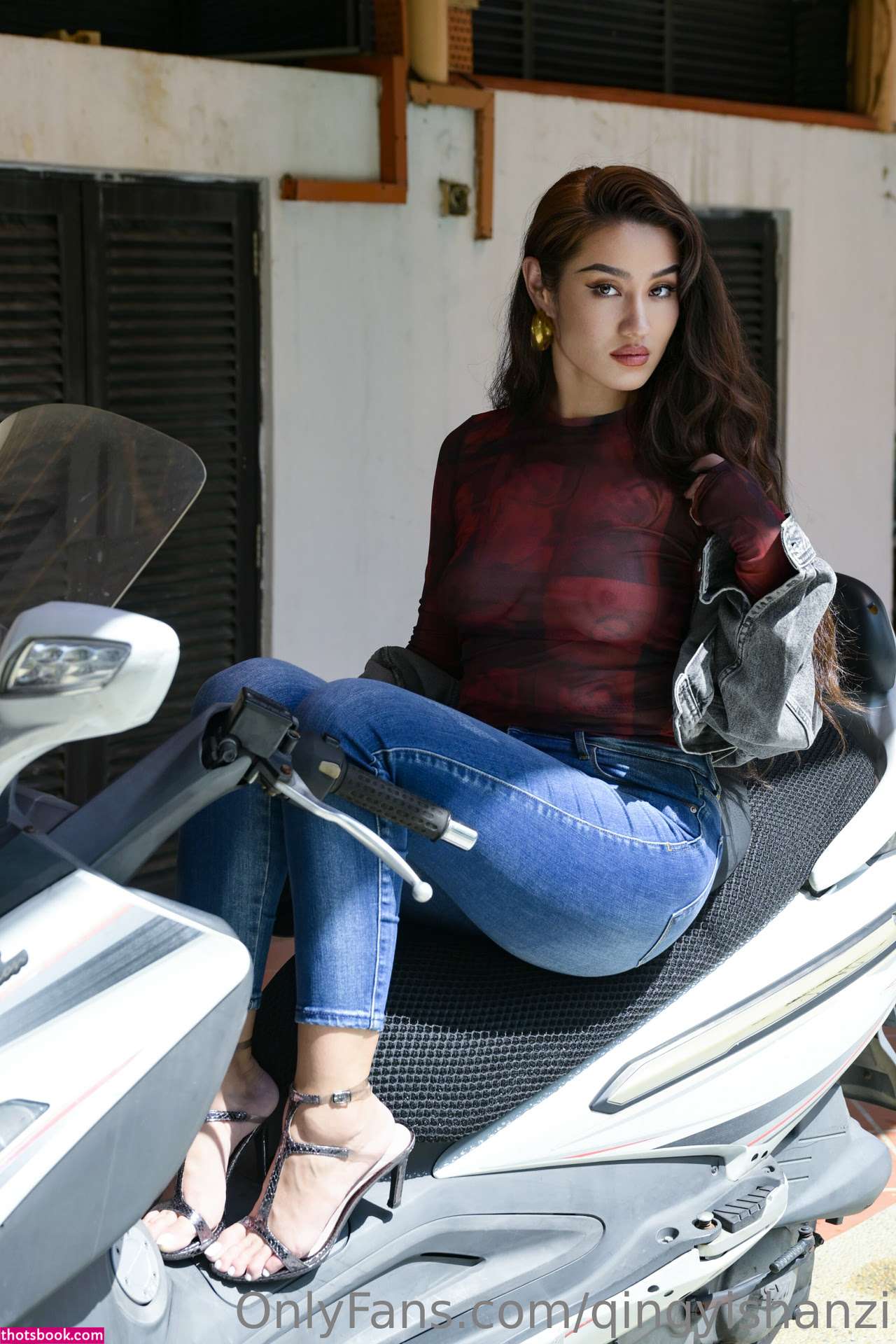 Amelie Qin Nude Leaks OnlyFans Photos #3 1693343