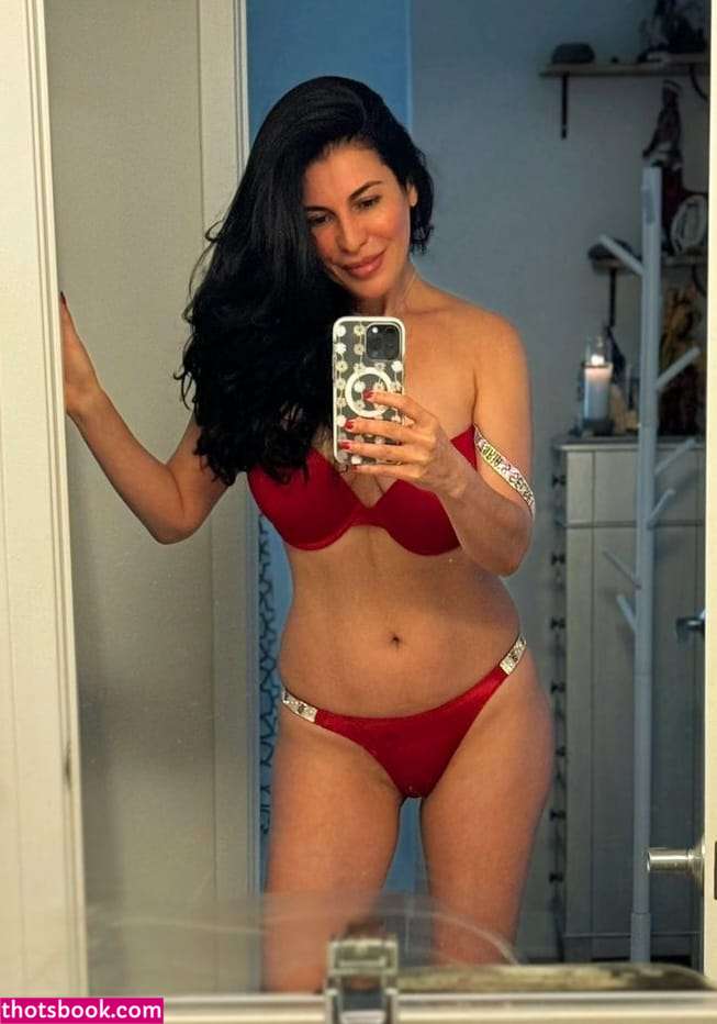 valentinariccisf Nude Leaks OnlyFans Photos #5 1695188