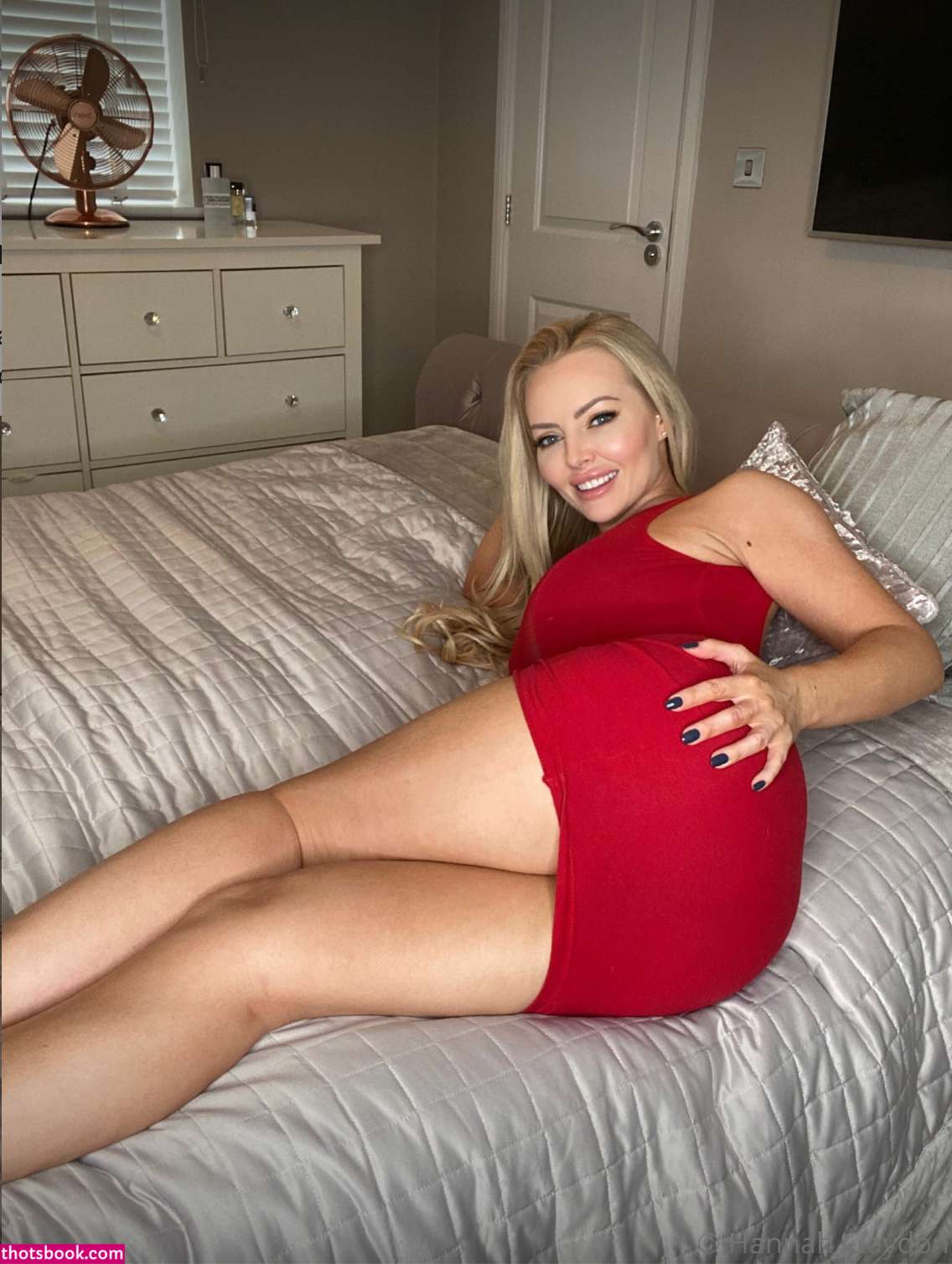 Hannah Claydon Nude Leaks OnlyFans Photos #16 1690529