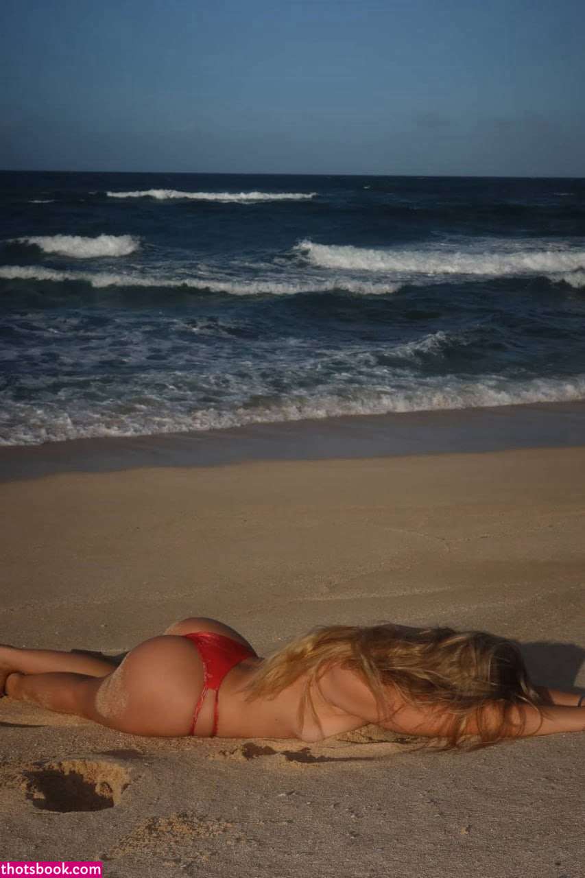 Halia Beamer Nude Leaks OnlyFans Photos #2 1684084