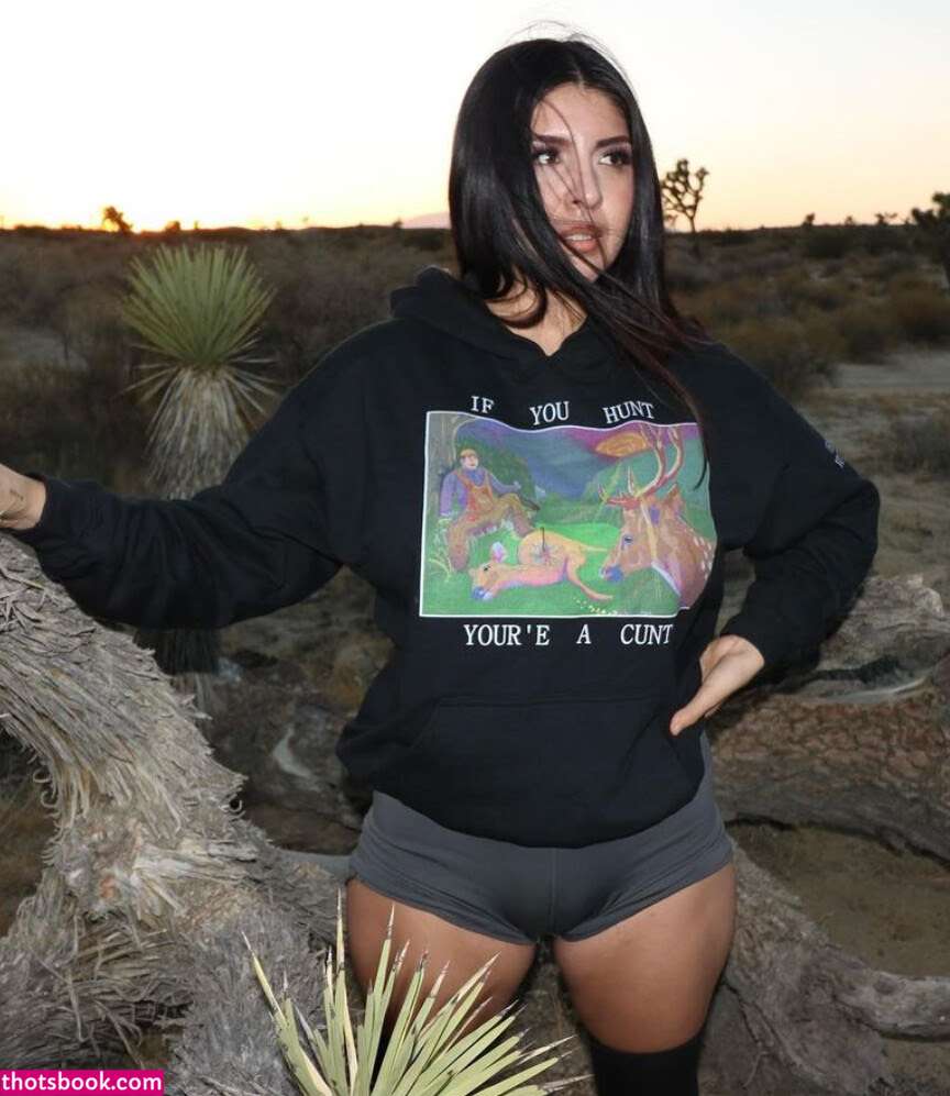 Alondra Roi Nude Leaks OnlyFans Photos #5 1695528