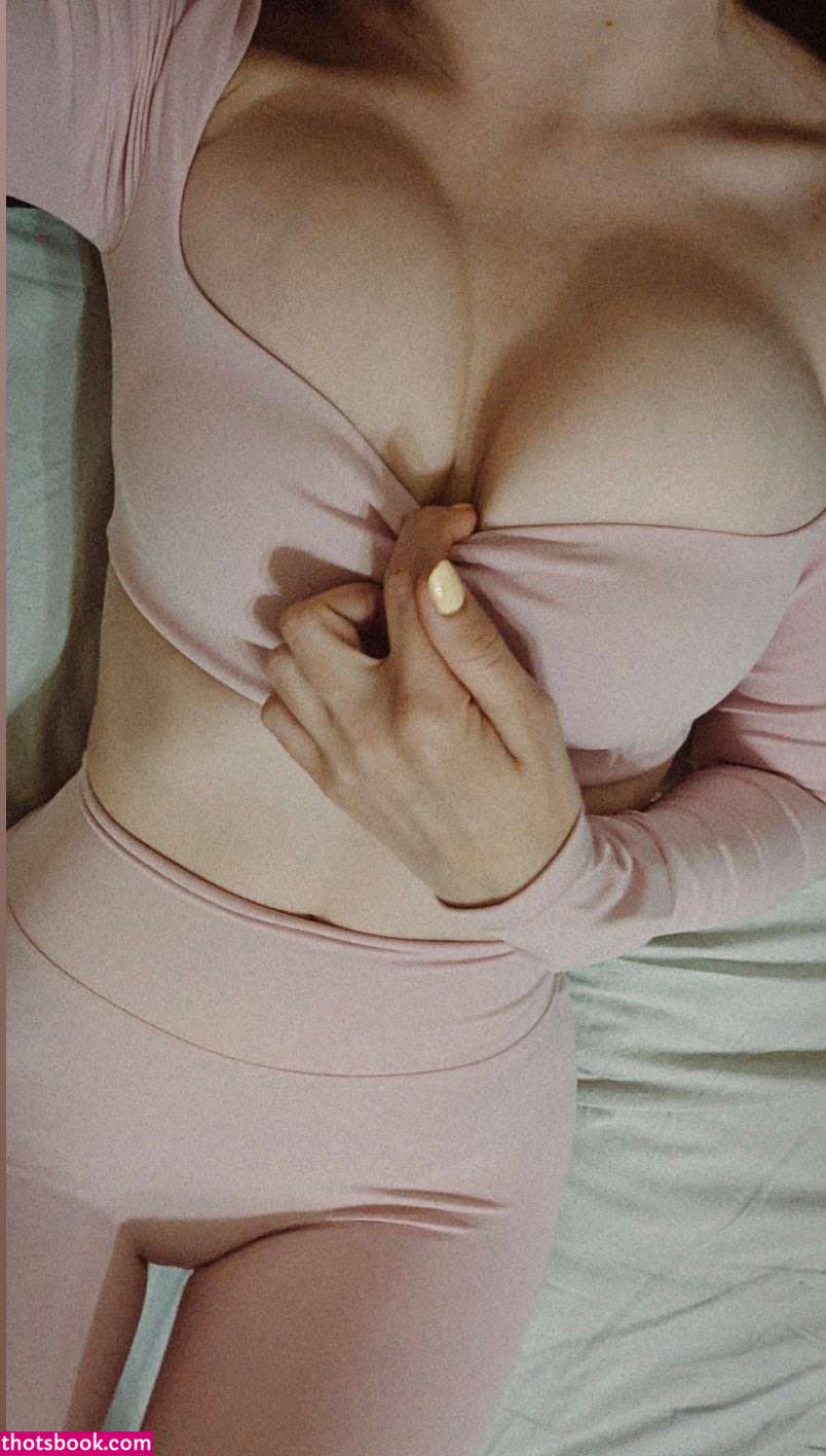 Sunny whale Nude Leaks OnlyFans Photos #2 1686025