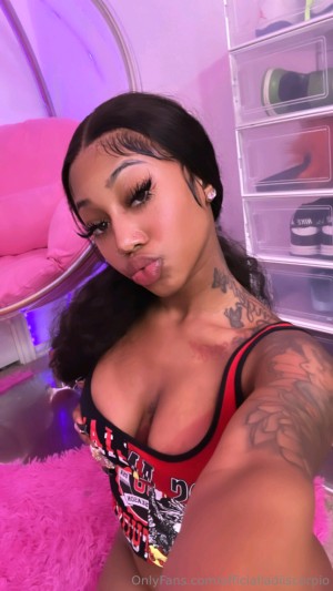 OfficialLadiiScorpio Nude Leaks OnlyFans Photos #1