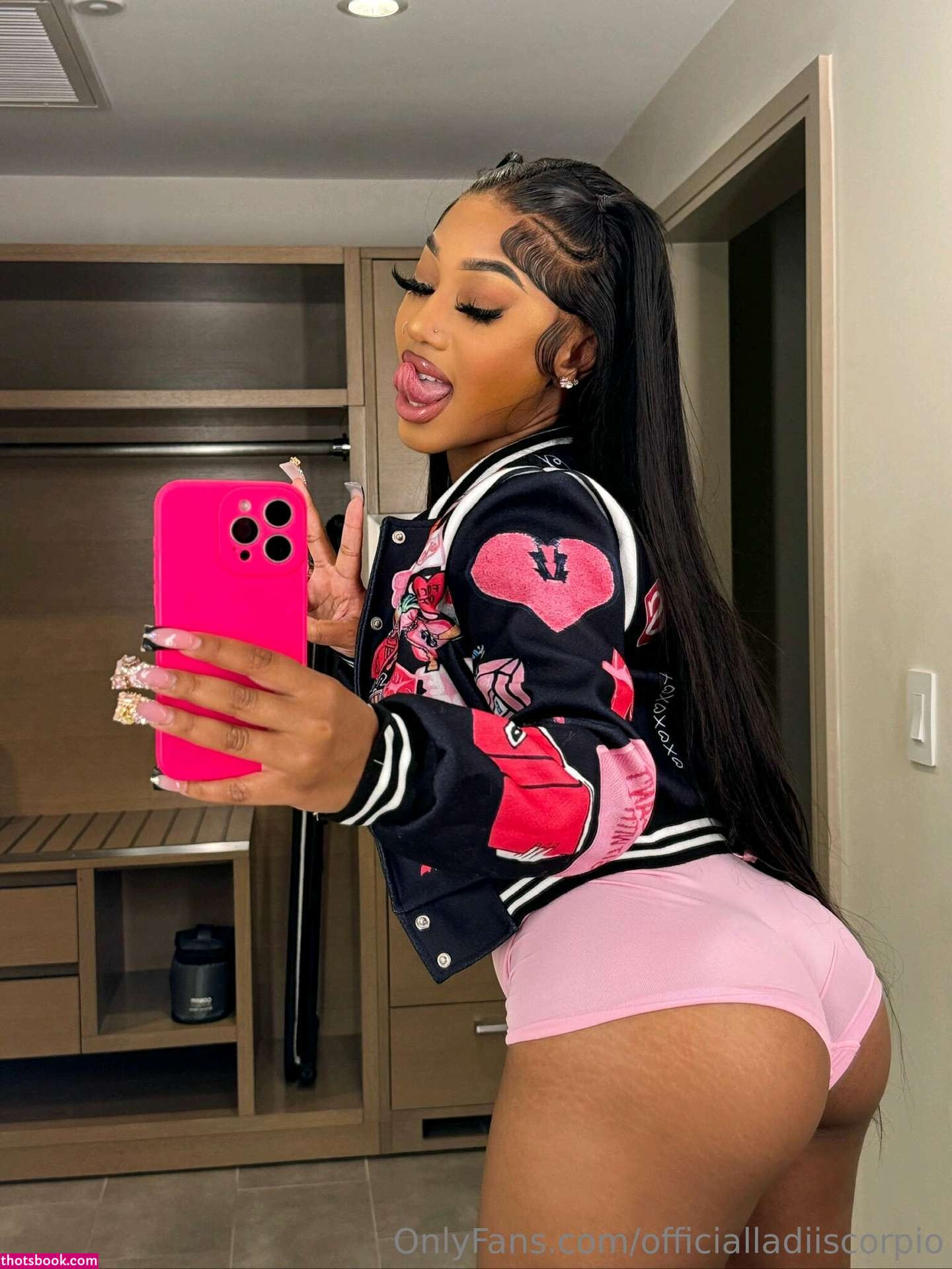 OfficialLadiiScorpio Nude Leaks OnlyFans Photos #6 1698442