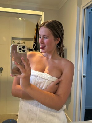 itssosierra Nude Leaks OnlyFans Photos #2
