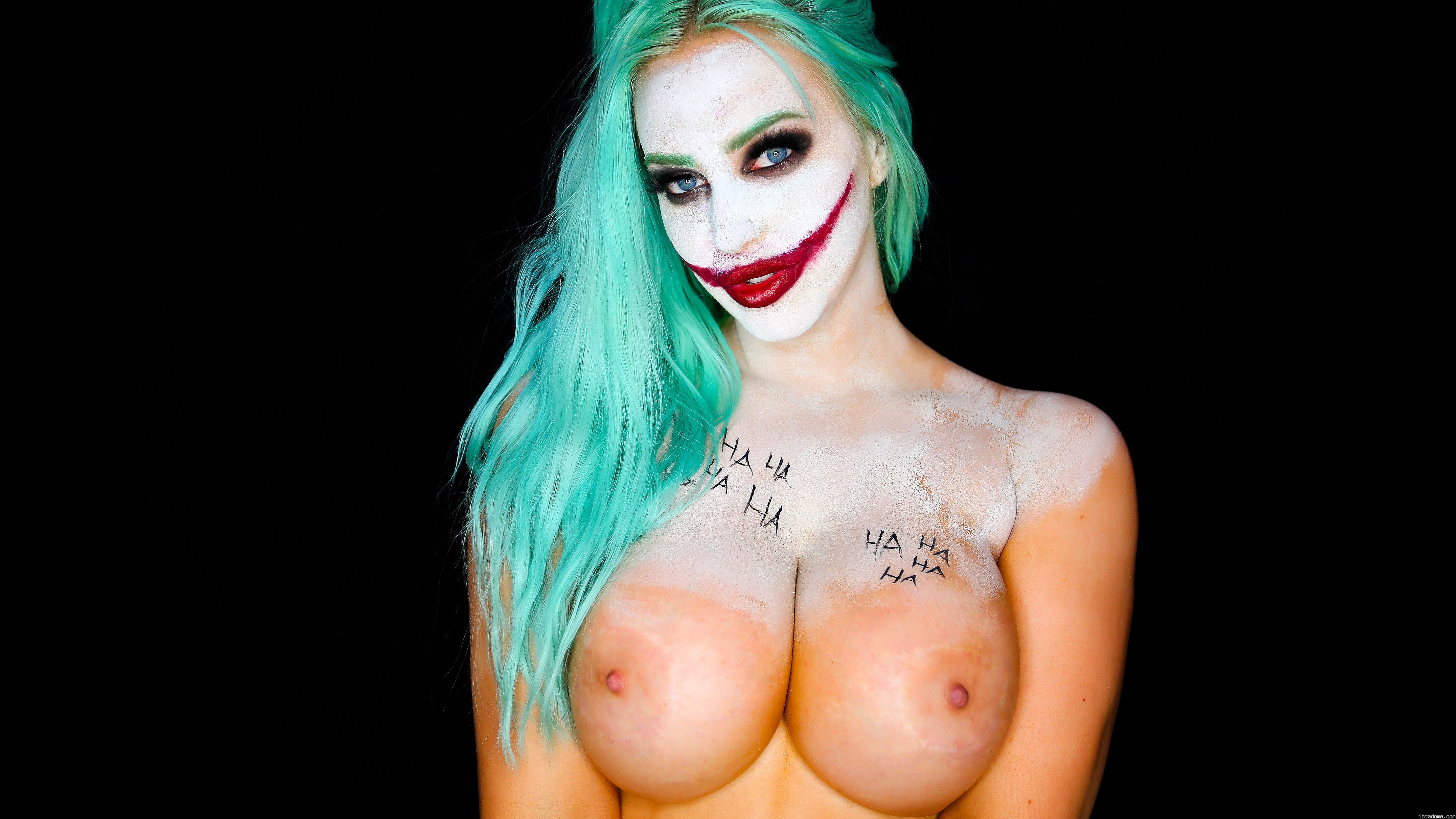 Tara Babcock Nude Joker Girl Lewds 48351