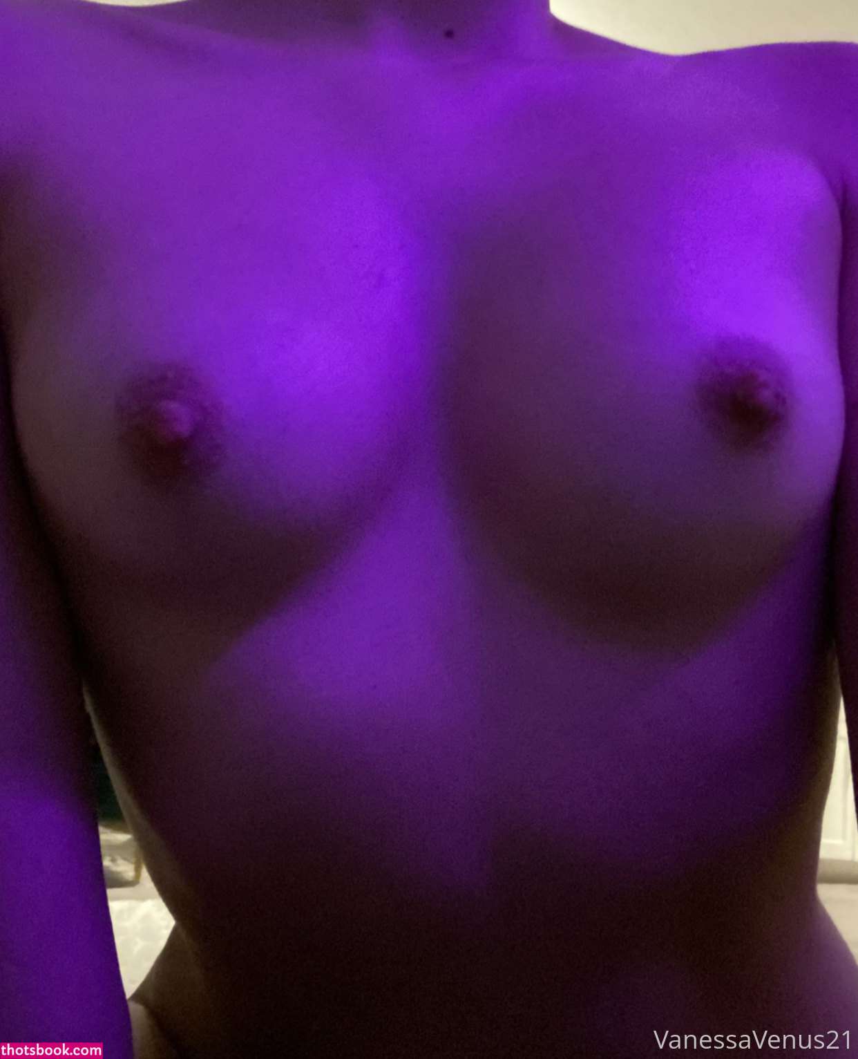 Vanessavenus21  Valeria Vixen OnlyFans Photos #9 218161