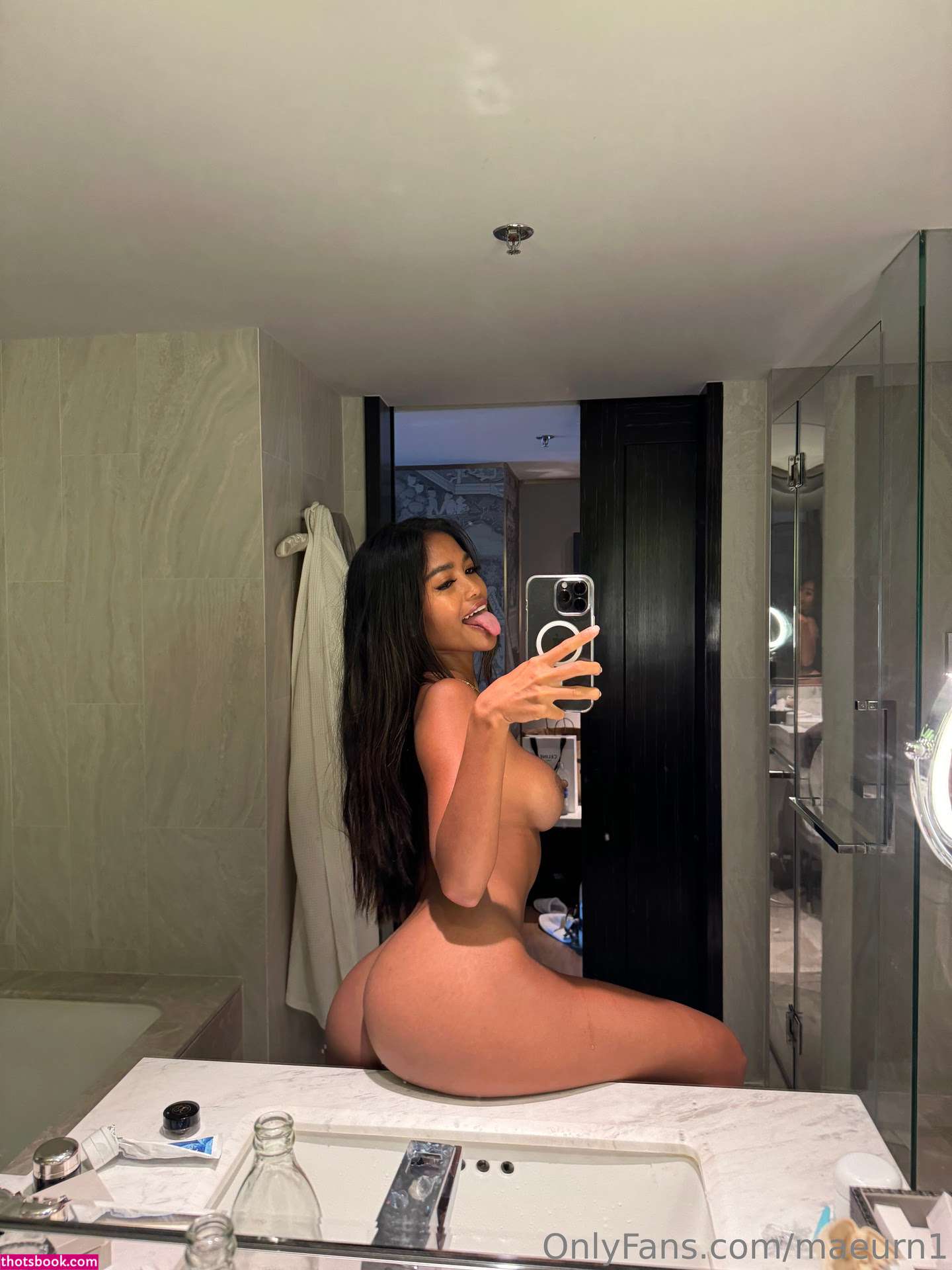 maeurn1 maeurntv Maeurn Smiles Nude OnlyFans Photos #12 848757