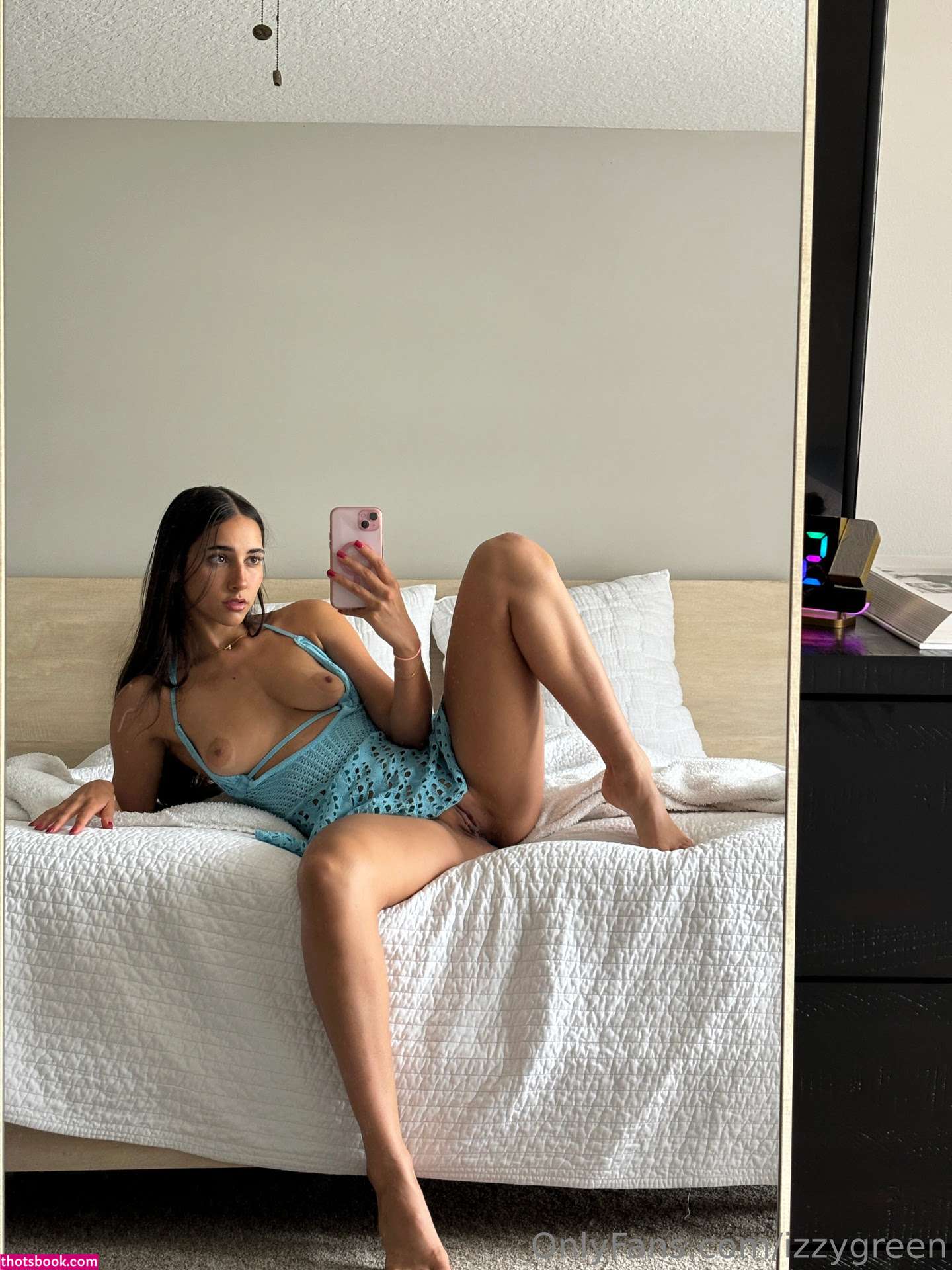 Izzy Green Nude OnlyFans Photos #37 854686