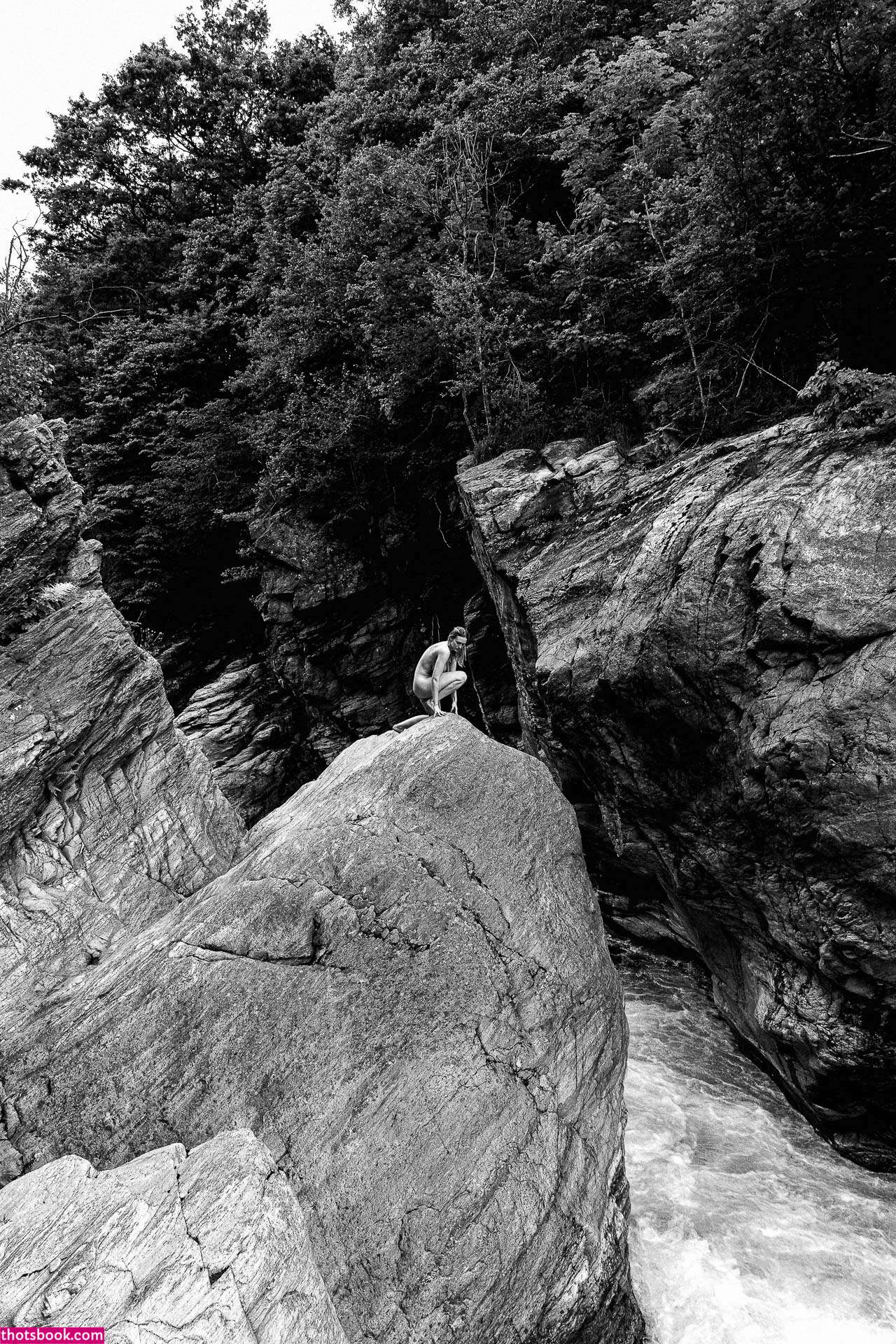 luizaconlaz Daphnelu Nude Leaks OnlyFans Photos #18 1648725