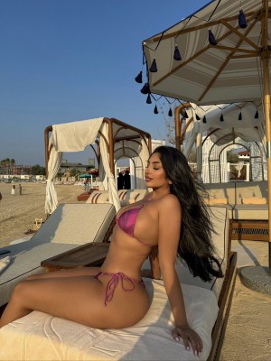 arianasayani Nude Leaks OnlyFans Photos #2